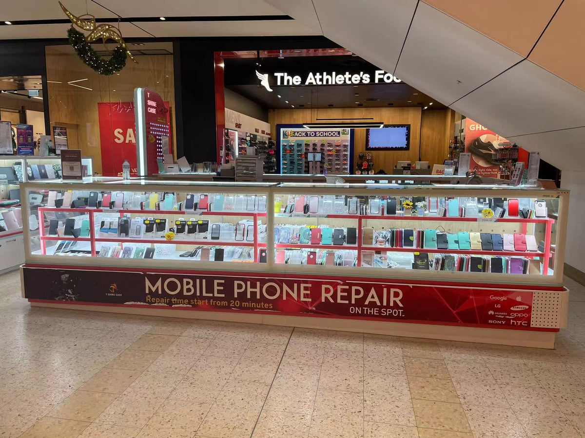 T Shine Case at Sunshine Plaza